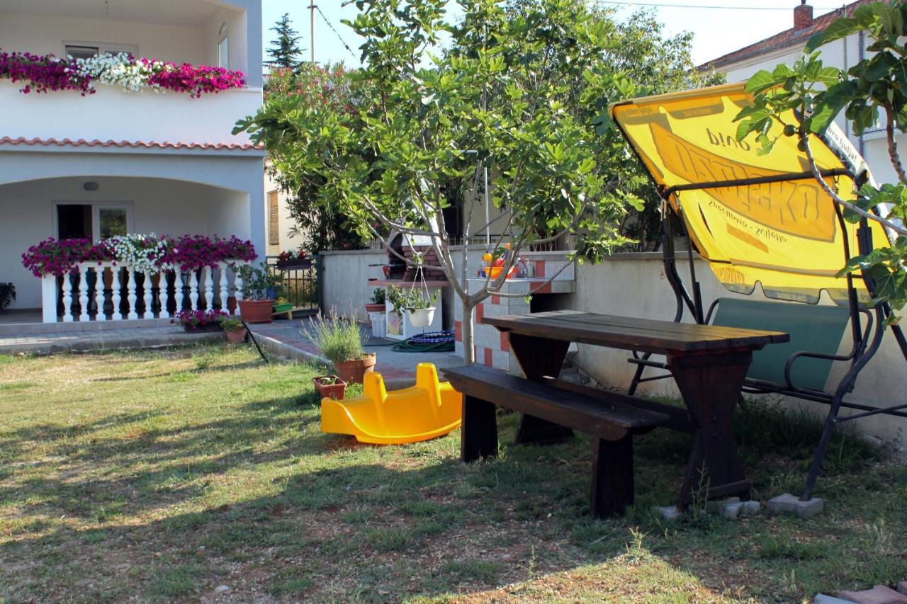Apartments With A Parking Space Seline, Paklenica - 6603 Starigrad Paklenica Exterior photo