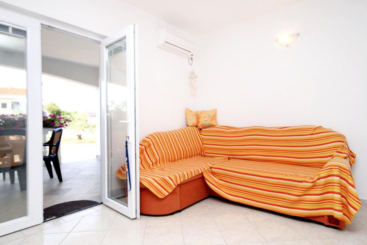 Apartments With A Parking Space Seline, Paklenica - 6603 Starigrad Paklenica Exterior photo