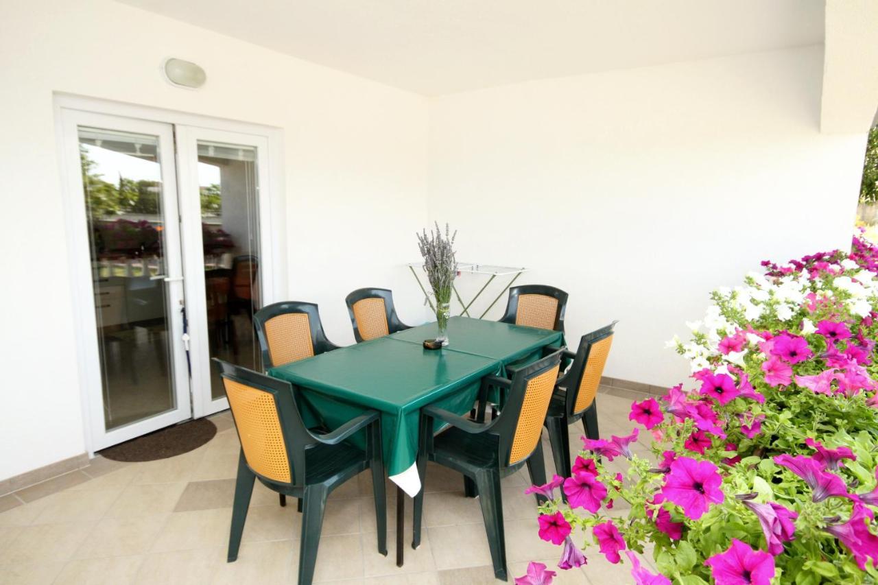 Apartments With A Parking Space Seline, Paklenica - 6603 Starigrad Paklenica Exterior photo