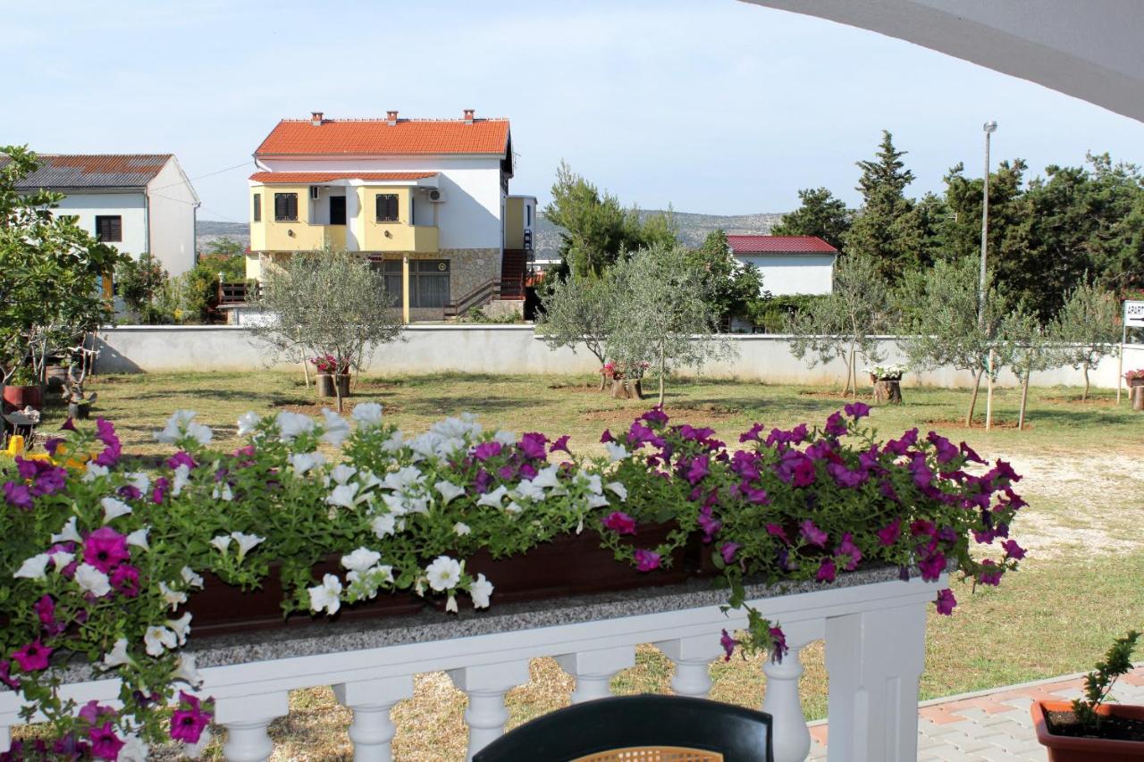 Apartments With A Parking Space Seline, Paklenica - 6603 Starigrad Paklenica Exterior photo