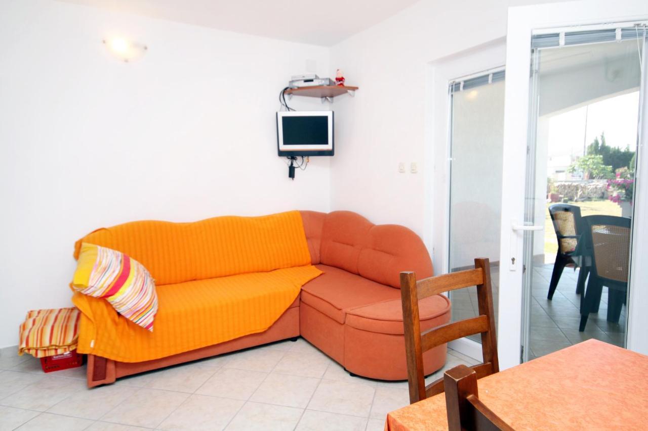 Apartments With A Parking Space Seline, Paklenica - 6603 Starigrad Paklenica Exterior photo